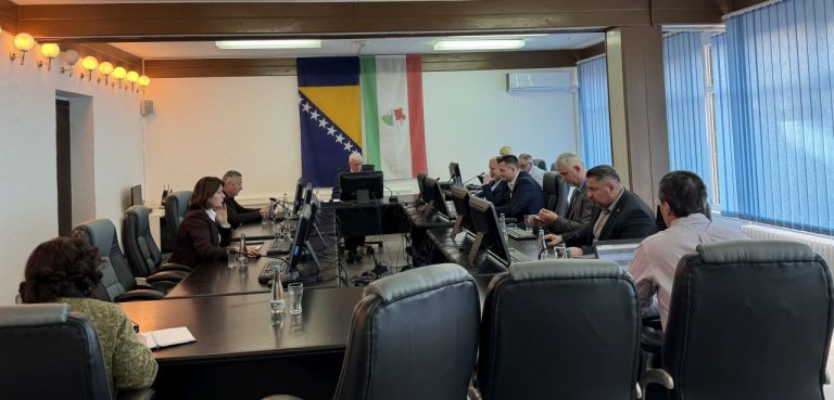 Energetska obnova 50 javnih objekata Kanton stabilan uz suficit od 1,7 miliona KM