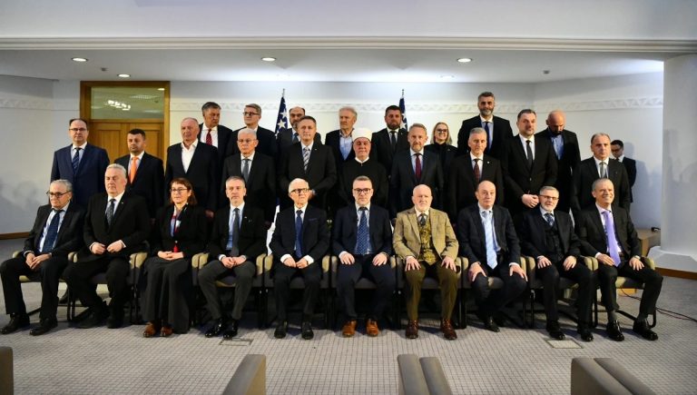 JEDINSTVEN ODGOVOR IZ SARAJEVA Bosnjacki predstavnici potpisali zajedničku Izjavu o osudi govora mrznje i islamofobije
