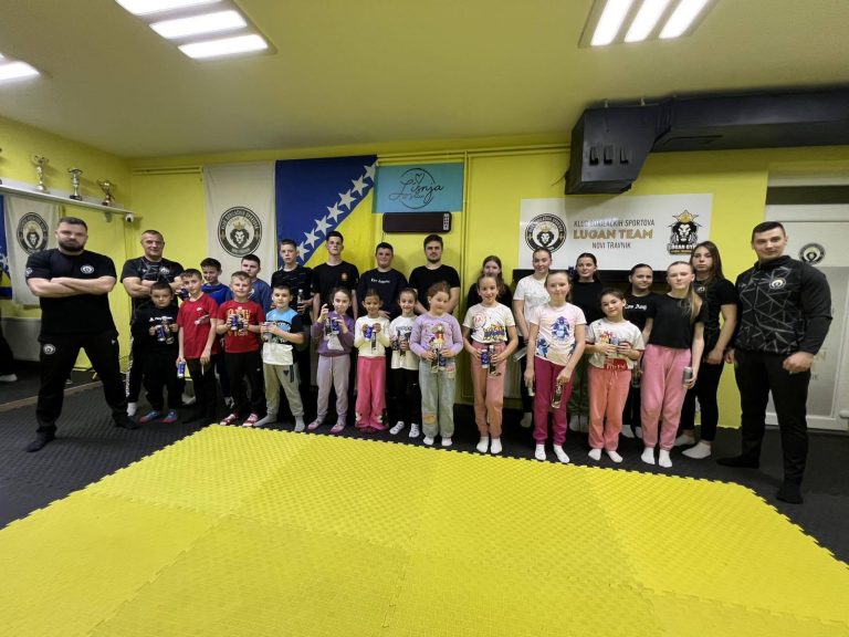 Mektebska djeca uZivala u sportskom danu sa Lugan Team-om (1)