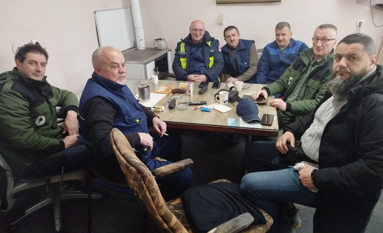 Odrzan-sastanak-Vatrogasnog-drustva-i-Sumarije-Bugojno-o-jacanju-saradnje