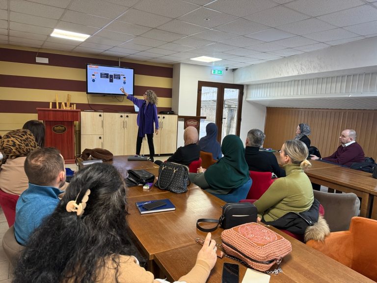 SEMINAR U TRAVNIKU Komunikacija kao ključ uspjeha prosvjetnih radnika SBK 1