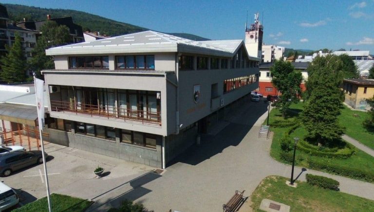 Opcina-Travnik-Zgrada-1024x580-1