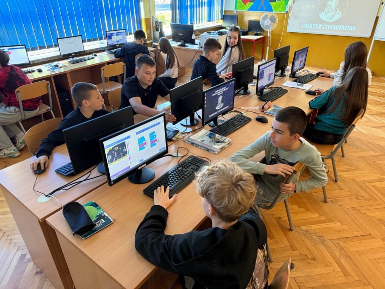 os mehmedalija mak dizdar - microbit (3)